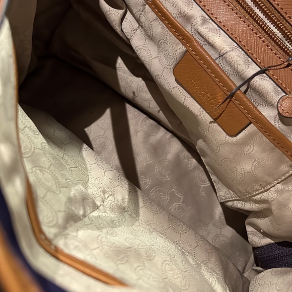 COPY - Purple Michael kors back pack - Picture 7 of 12